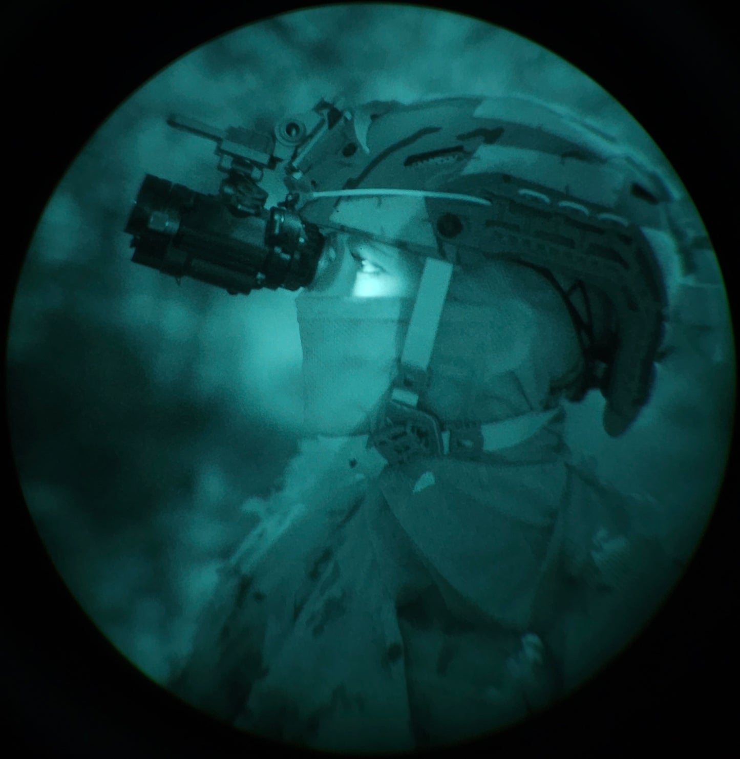RNV-31 gen 2 night vision kit.