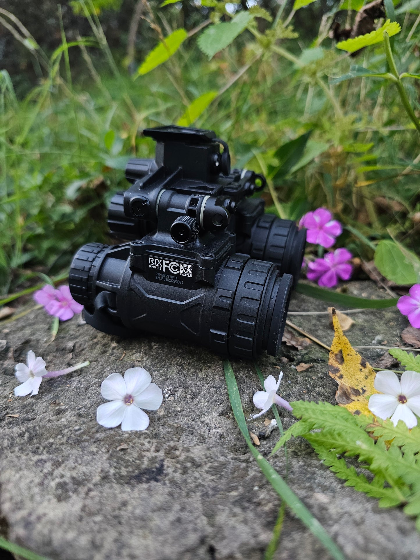 RNV-31 gen 2 night vision kit.