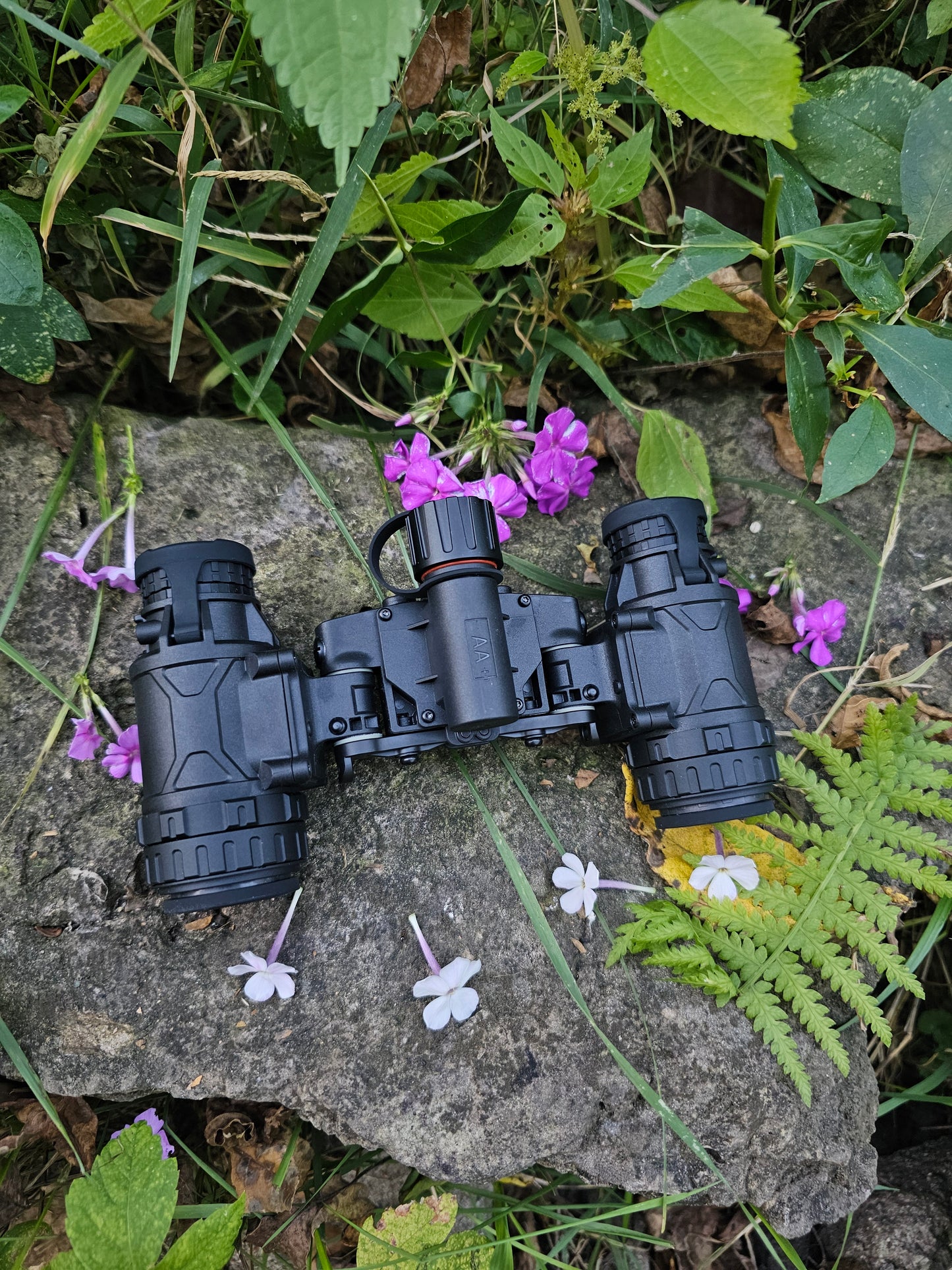 RNV-31 gen 2 night vision kit.
