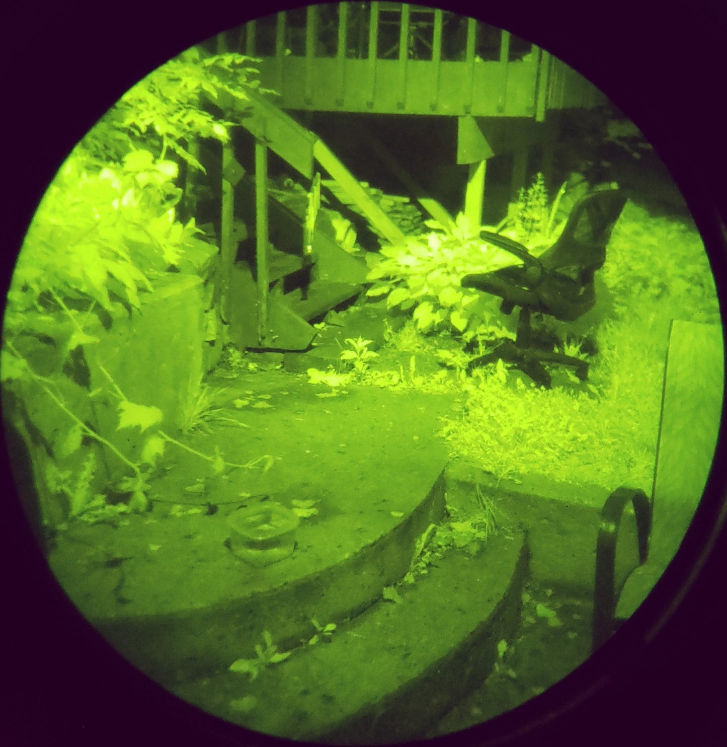 Photonis high gain green phosphor PVS-14