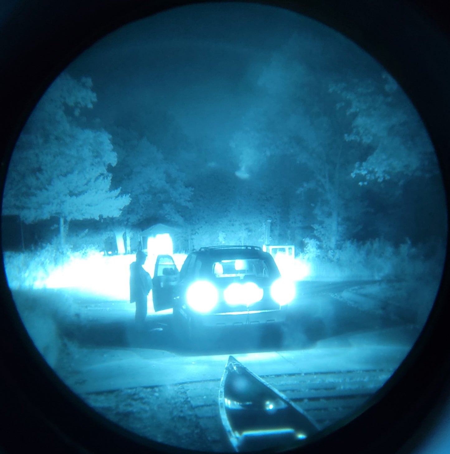 Pvs14 monoculars
