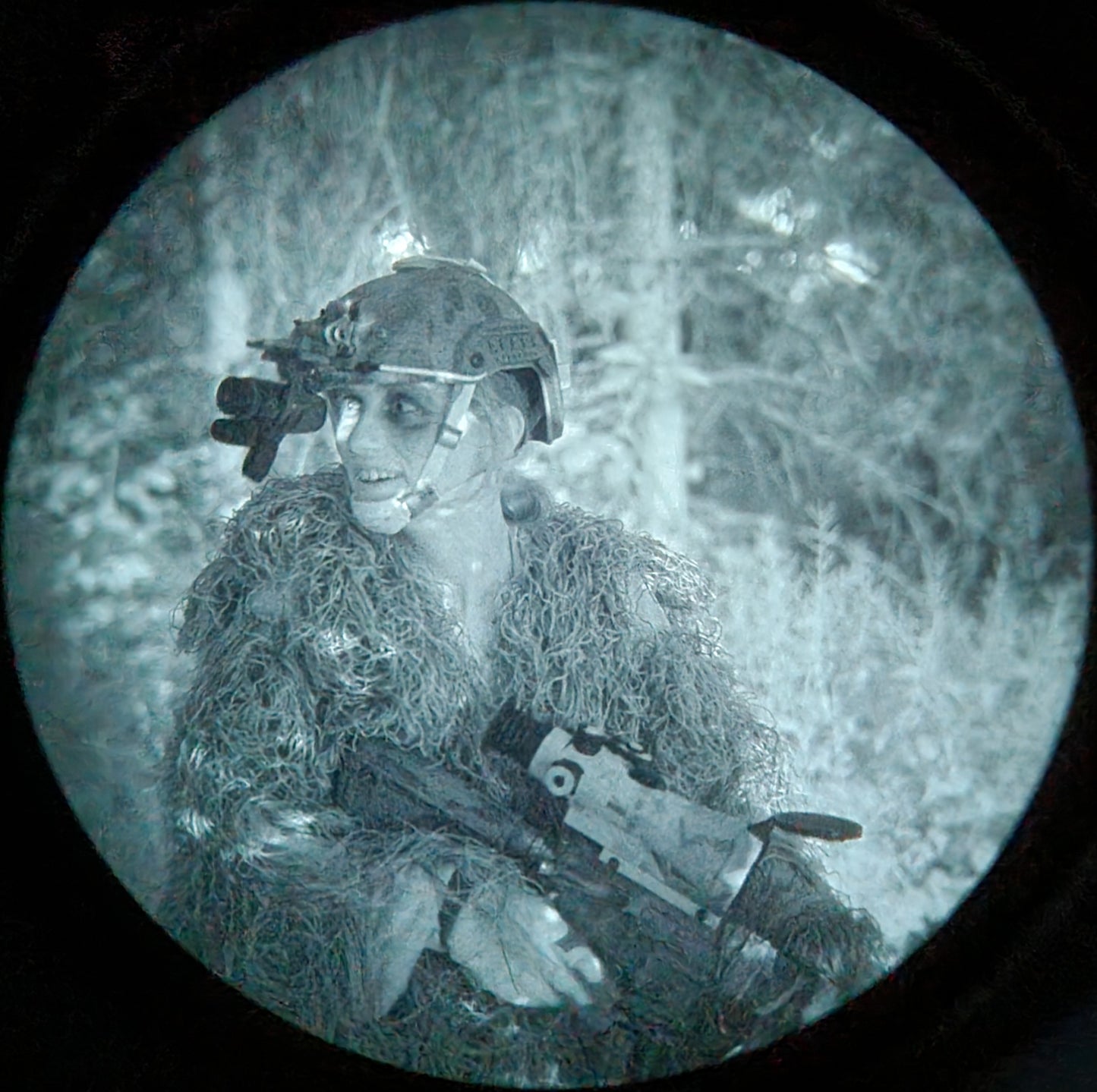 Tanto monocular