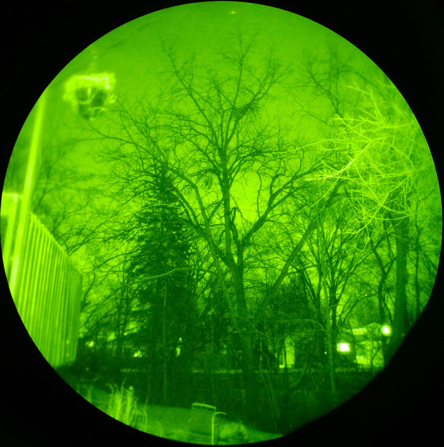 PVS-18A night vision monocular with built in dovetail. (Gen 3 GP)