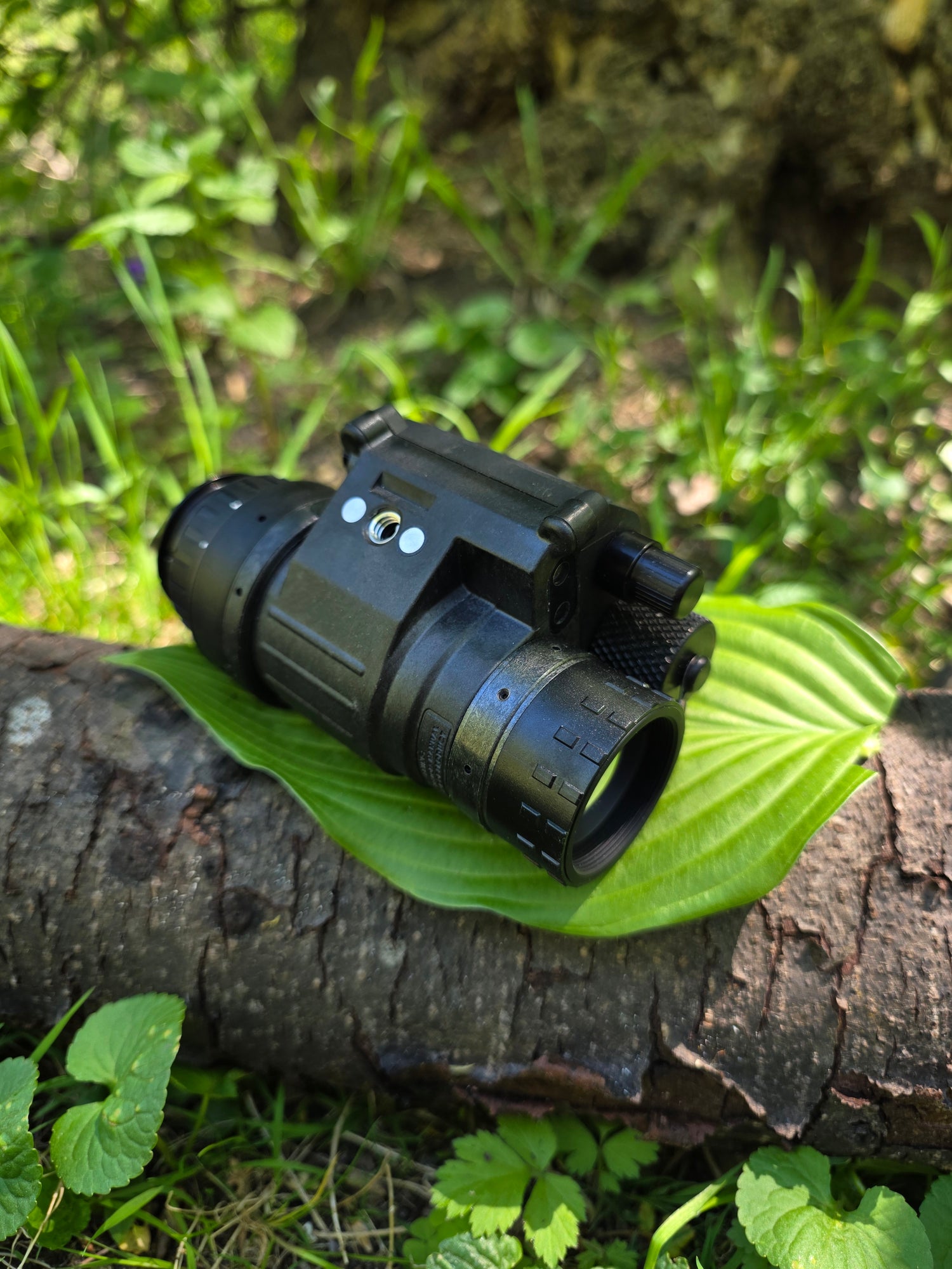 Photonis high gain green phosphor PVS-14 – nicksnightvision