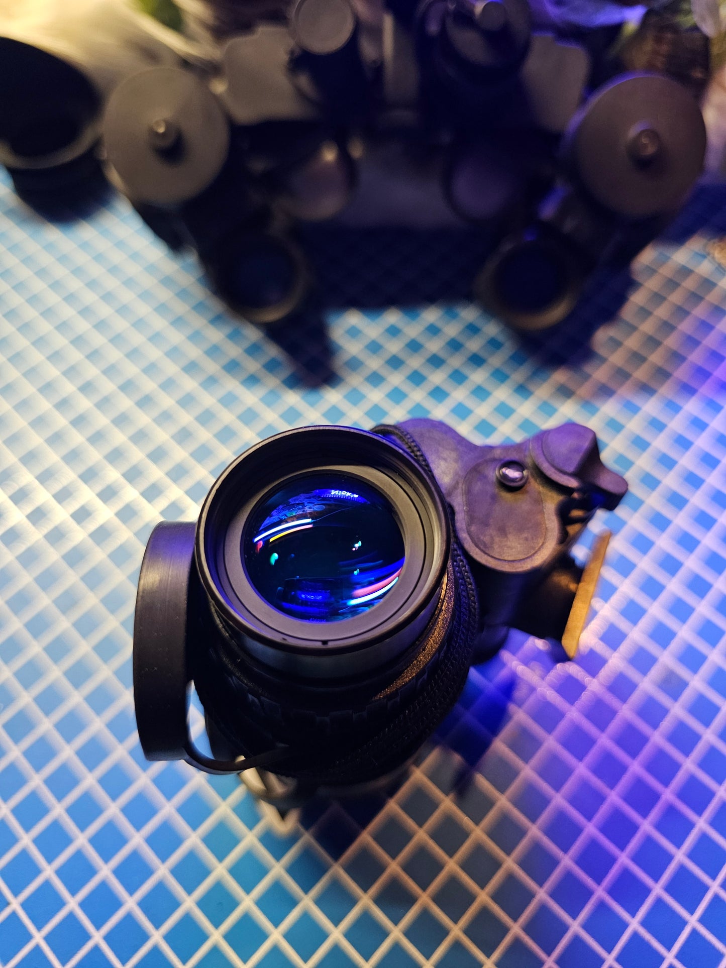 PVS-18A night vision monocular with built in dovetail. (Gen 3 GP)