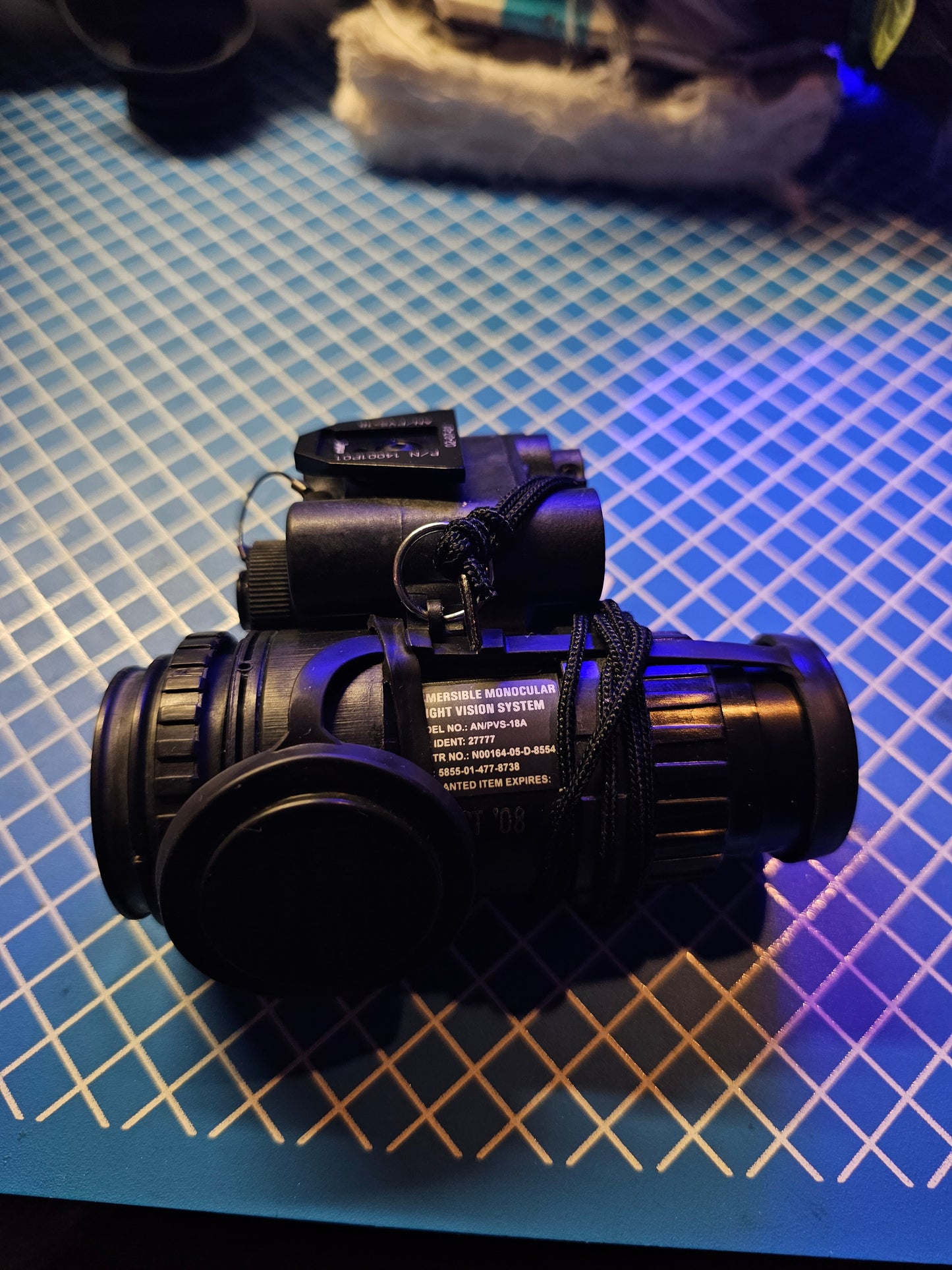 PVS-18A night vision monocular with built in dovetail. (Gen 3 GP)